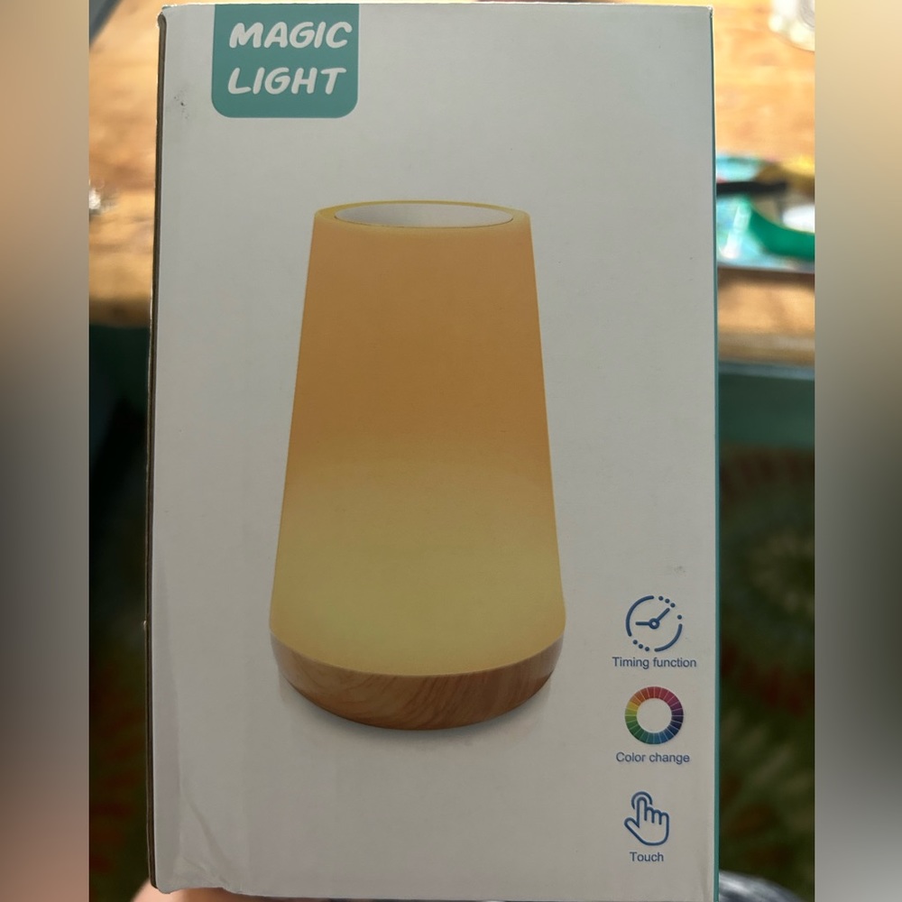 Magic Light - Table Lamp with Touch Sensor